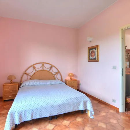 Eleonora By Interhome * Szirakúza