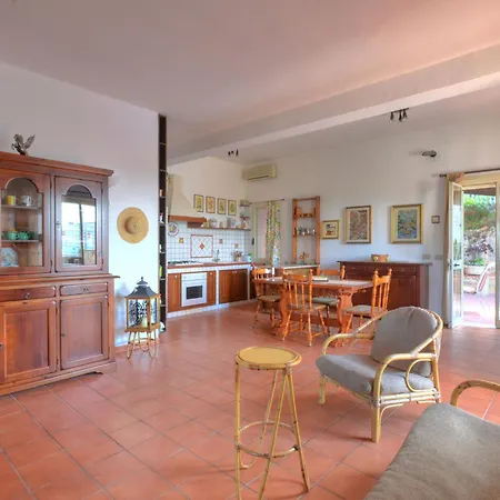 Eleonora By Interhome * Syracuse