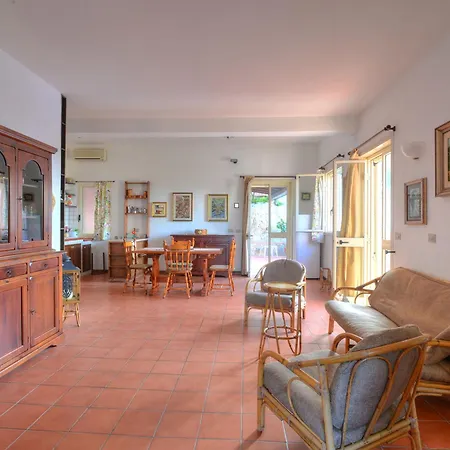 Eleonora By Interhome Syracuse